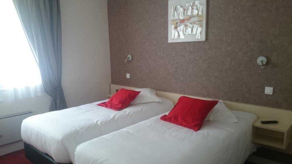 Hotel Le Roudou Фуенан Екстериор снимка