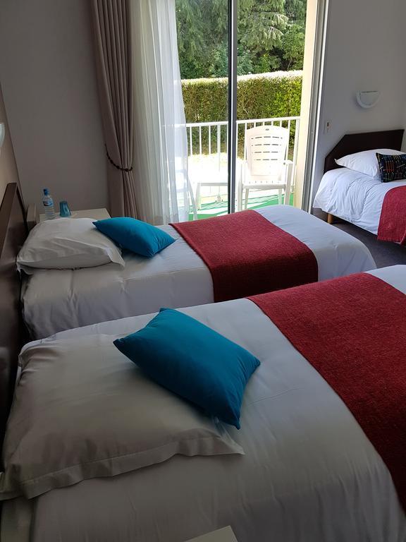Hotel Le Roudou Фуенан Екстериор снимка