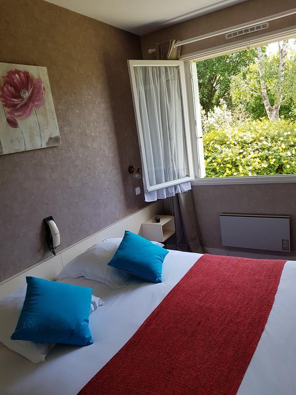 Hotel Le Roudou Фуенан Екстериор снимка