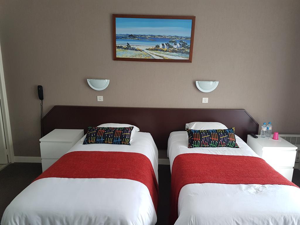 Hotel Le Roudou Фуенан Екстериор снимка